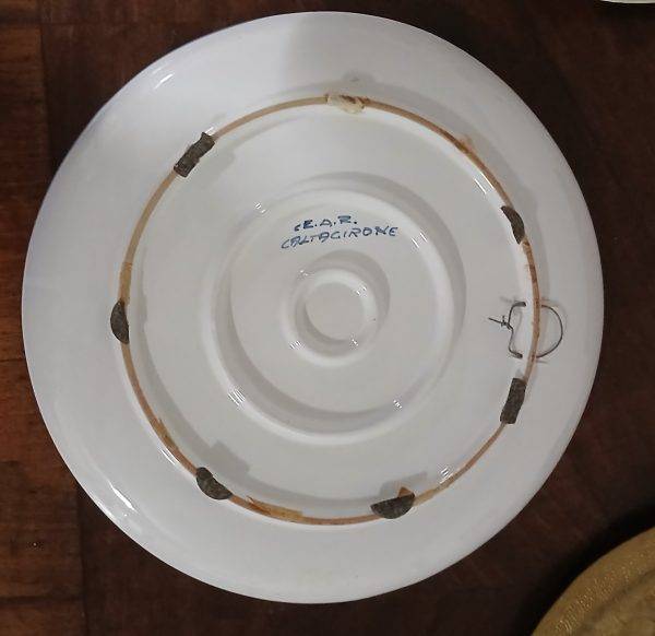 Piatto vintage rotondo