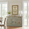 Credenza in legno e decori a foglia d'oro