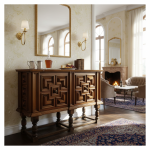 Credenza in legno bugnato con intarsi