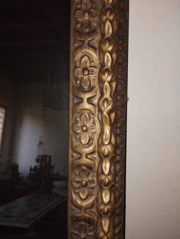 cornice rifinita oro