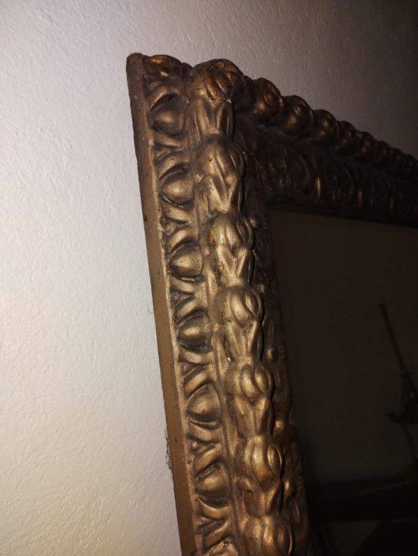 cornice intagliata specchio