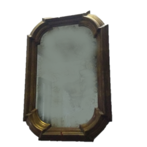 Specchio antico vintage con cornice sagomata
