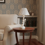 Lampada vintage in ceramica con statuetta