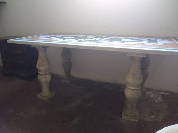 Tavolo rettangolare vintage con piano in marmo policromo