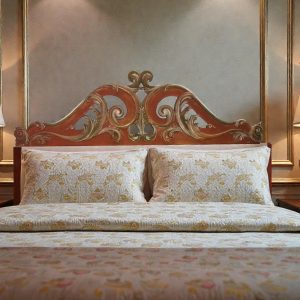 Testata letto matrimoniale in legno massiccio