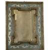 Elegante specchio con cornice decorativa